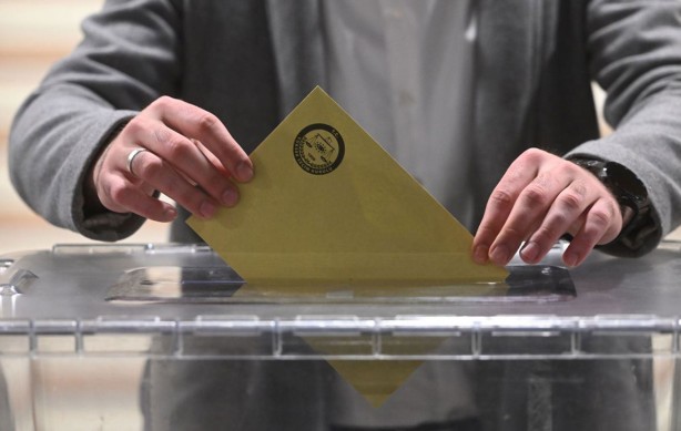 Foto - Cemil Çiçek'ten AK Parti'ye kritik uyarı: Partide bunun yapılması şart, eğer yapılmayacaksa...
