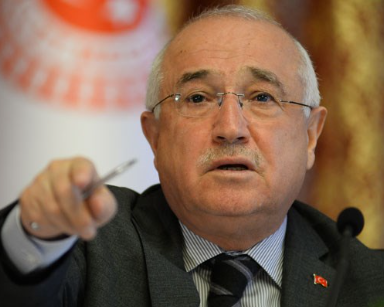 Cemil Çiçek'ten AK Parti'ye kritik uyarı: Partide bunun yapılması şart, eğer yapılmayacaksa...