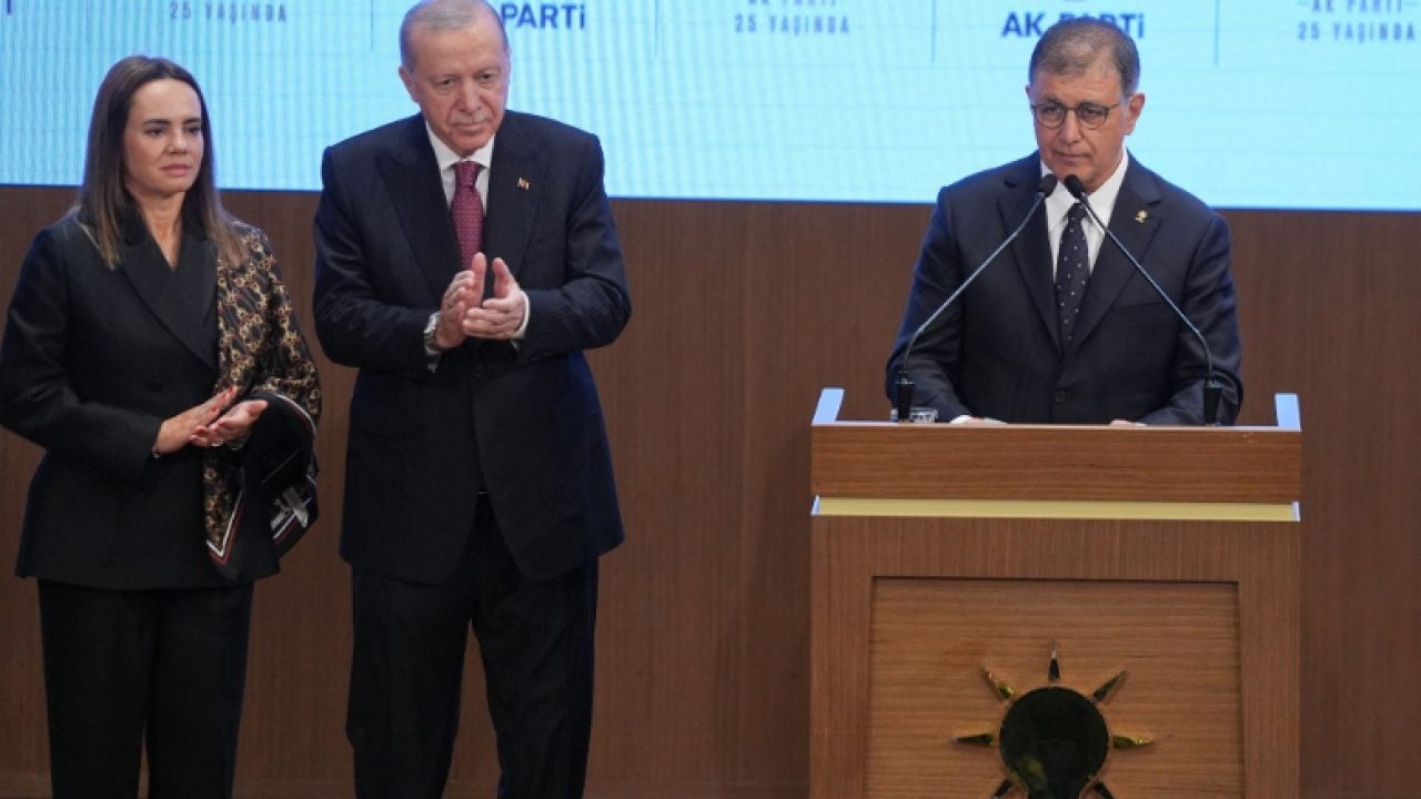 Foto - Cemil Tugay neden AK Parti’ye geçtiğini anlattı! ‘Ben hayatım boyunda bunu yapan lider görmedim’