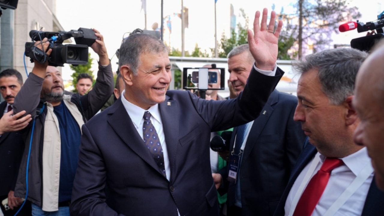Foto - Cemil Tugay neden AK Parti’ye geçtiğini anlattı! ‘Ben hayatım boyunda bunu yapan lider görmedim’