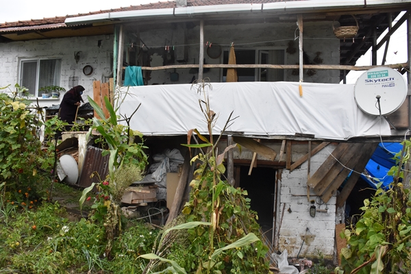Foto - Cenaze evinde balkon çöktü: Çok sayıda yaralı var