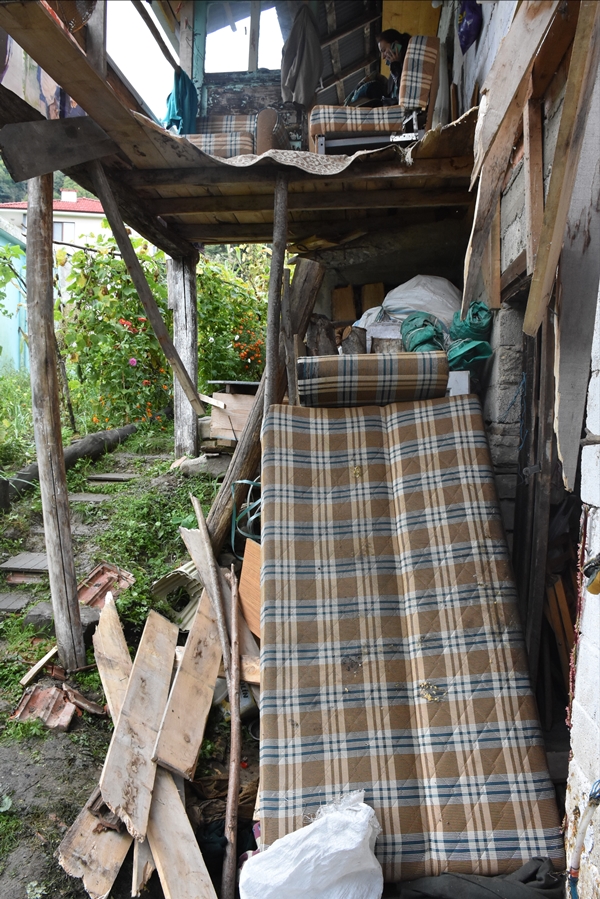 Foto - Cenaze evinde balkon çöktü: Çok sayıda yaralı var