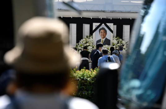 Foto - Cenaze töreni ülkeyi karıştırdı! 11 milyon dolar harcadılar