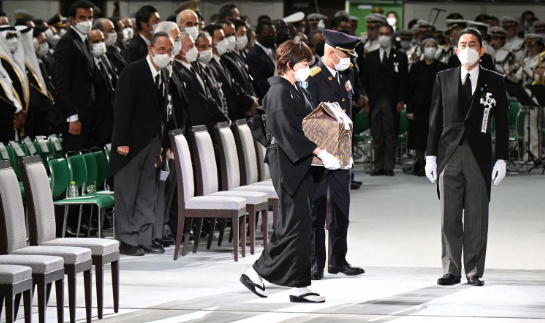 Foto - Cenaze töreni ülkeyi karıştırdı! 11 milyon dolar harcadılar