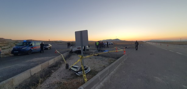 Foto - Cenaze yolunda feci kaza