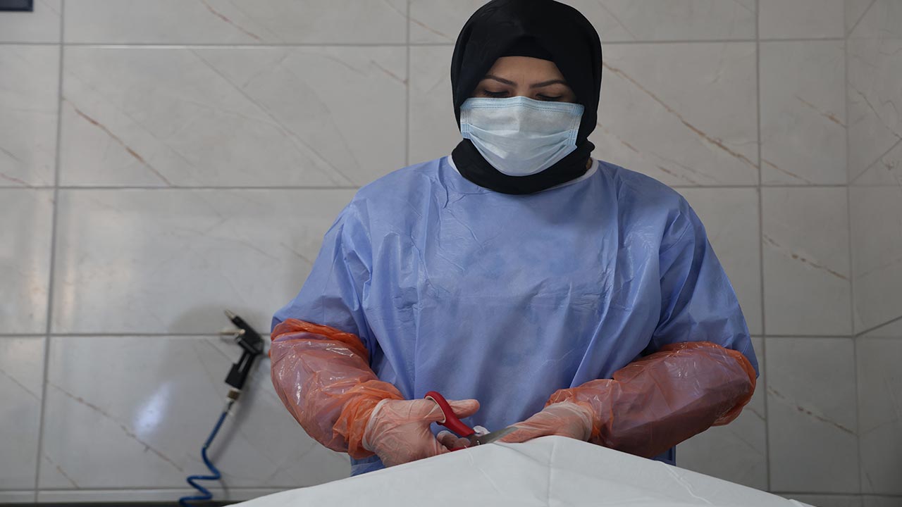 Foto - Cenazeleri yıkarken yüzlerine bakmıyorlar… Gassal çok ilginç nedenini anlattı!