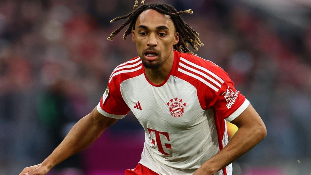 Foto - "Cenazemde Kur’an okunsun yeter" demişti! Eski Galatasaraylı futbolcudan "Senin Allah’ına kurban" dedirten hareket! Ha bu da bizdeki soysuzlara kapak olsun