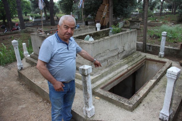 Foto - Cenazeyi gömmeye hazırlanırken küçük dillerini yuttular! Ölmeden önce kabristanına öyle bir sistem kurmuş ki, herkes şaştı kaldı