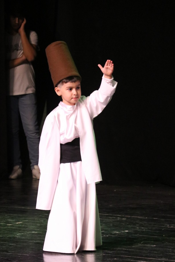 Foto - Çeneleri düşüren görüntüler: İşte dindar nesil: Hey maşallah...