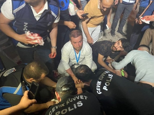 Foto - Cengiz Kurtoğlu konserinde silahlı kavga! Ortalık kan gölüne döndü