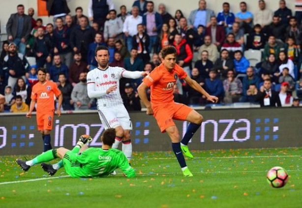 Foto - Cengiz Ünder sosyal medyayı salladı!