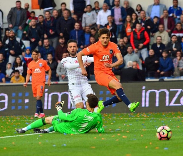 Foto - Cengiz Ünder sosyal medyayı salladı!