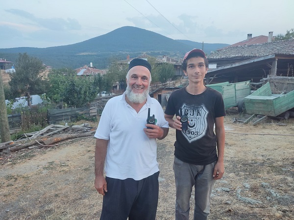 Foto - Cep telefonları çekmeyince çareyi onda buldular! Bu köyde iletişim böyle kuruluyor