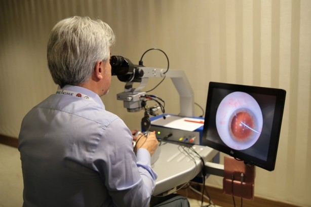 Foto - Cerrahi simülasyon eğitimi göz ameliyatlarındaki başarıyı artırıyor