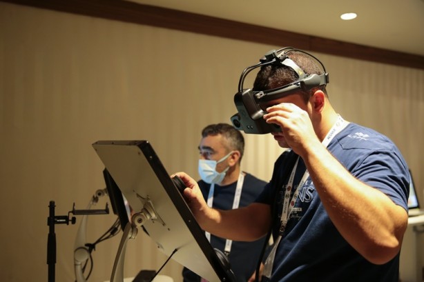 Foto - Cerrahi simülasyon eğitimi göz ameliyatlarındaki başarıyı artırıyor