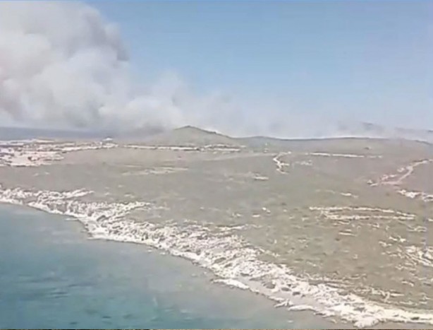 Foto - Çeşme’de büyük orman yangını!