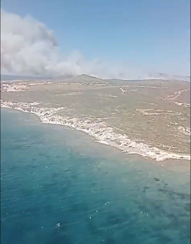 Foto - Çeşme’de büyük orman yangını!