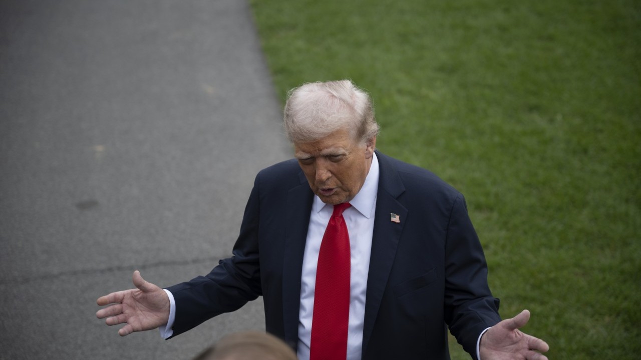 Foto - Cevabını Trump açıklıyor: Halk TV ve Sözcü TV ABD’de olsa ne olurdu?