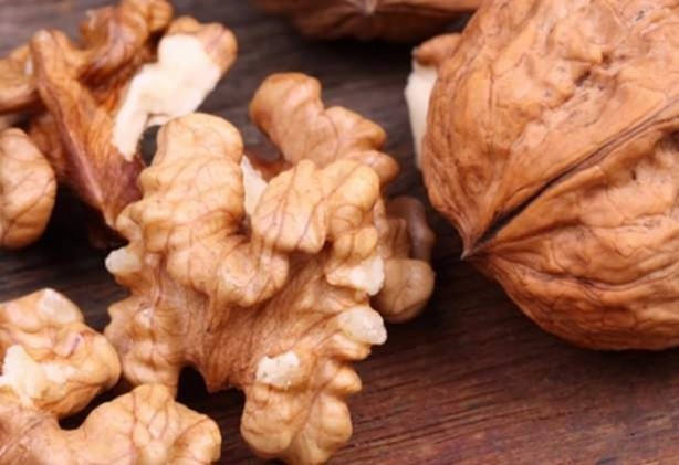 Foto - Ceviz kabuğunun inanılmaz faydaları