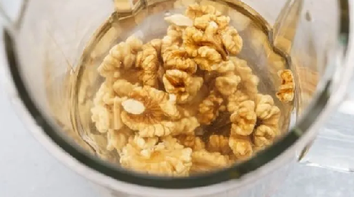 Foto - Ceviz suyu! Herkes duysun: Tam bir şifa deposu böyle daha güzel! Duyunca yok artık diyeceksiniz