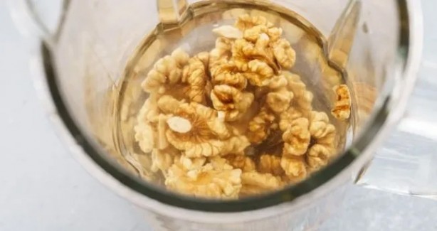 Foto - Ceviz suyu! Hiç duymadığınız ilaç gibi etkisi var! Ceviz suyu nasıl yapılır, ne işe yarar? Faydaları saymakla bitmez