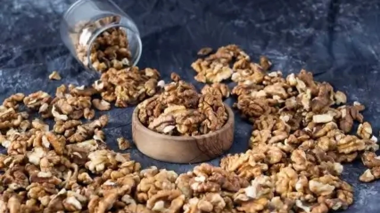 Foto - Ceviz tüketerek kalbinizi koruyun!