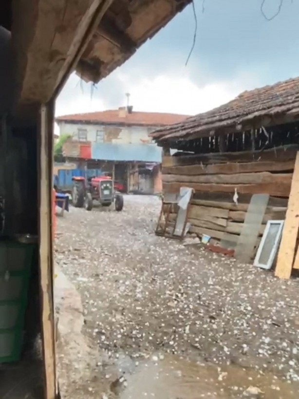 Foto - Ceviz ve yumurta büyüklüğünde dolu görenleri hayrete düşürdü