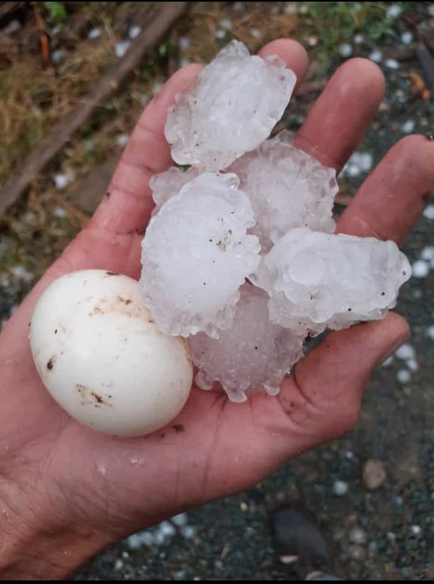 Foto - Ceviz ve yumurta büyüklüğünde dolu görenleri hayrete düşürdü