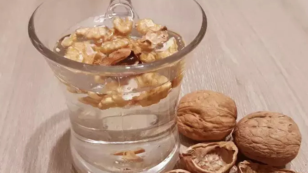 Foto - Ceviz yerseniz bakın ne olur?