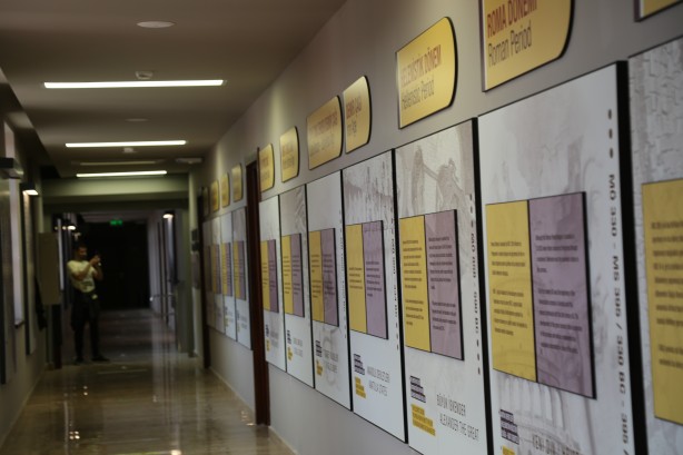 Foto - Çevre illerden bile ziyaretçi var! Eski kışlaya giden gidene