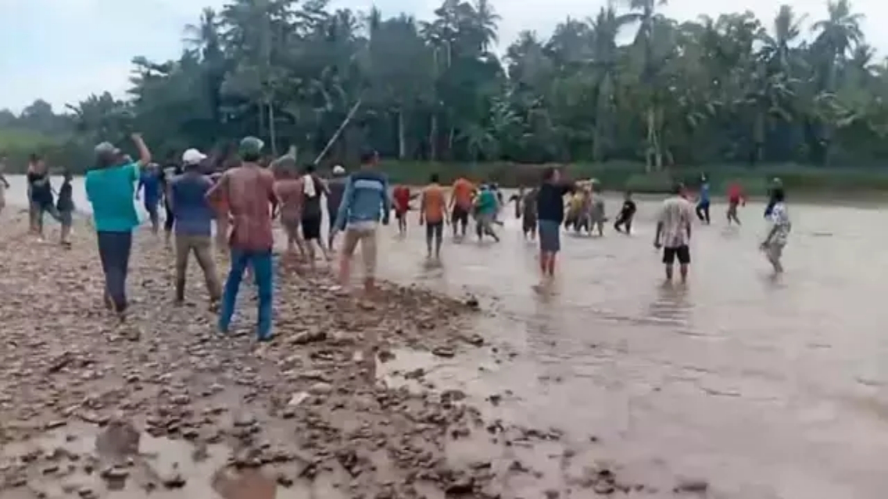 Foto - Çevredekilerin kurtarma çabası sonuçsuz kaldı! Timsah, suya sürüklediği yaşlı adamı böyle öldürdü 