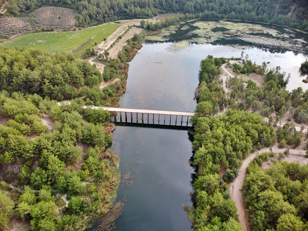 Foto - Ceyhan Nehri'nde sonbahar