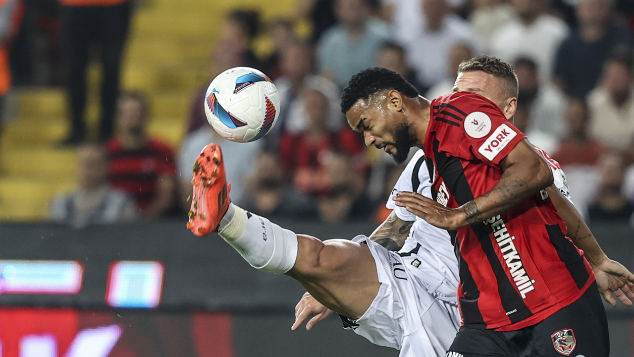 Foto - Ceza kesildi artık! Rafa’ya ne oldu böyle: Apar topar bu alınacak diye duyurdular…