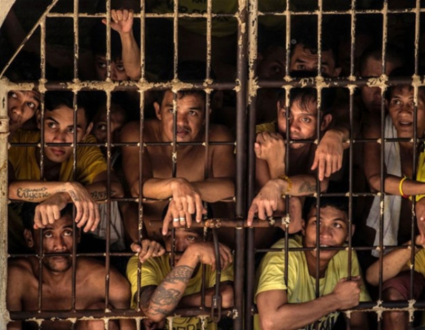 Foto - Cezaevinden tüyler ürperten kareler