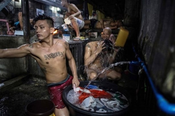 Foto - Cezaevinden tüyler ürperten kareler