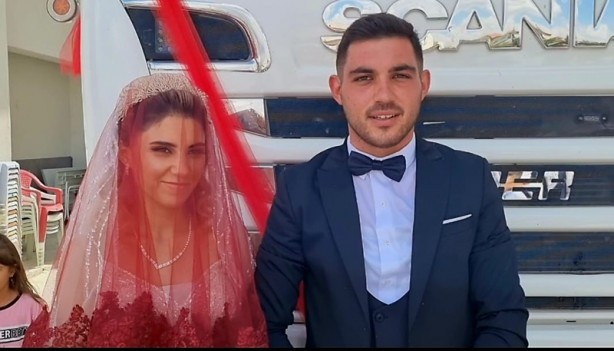 Foto - Cezayı yiyip halaya gittiler! Polis çevirmesine takılan düğün konvoyu