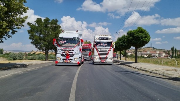 Foto - Cezayı yiyip halaya gittiler! Polis çevirmesine takılan düğün konvoyu