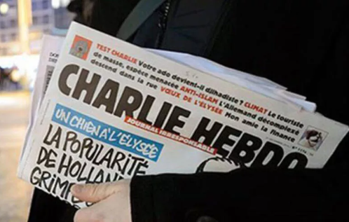 Foto - Charlie Hebdo dergisinden skandal Türkiye depremi karikatürü! Böyle kansızlık görülmedi