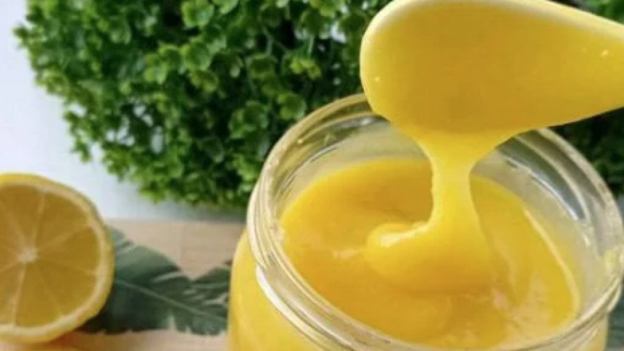 Foto - Cheesecake ve puding üzerine: Limonlu sos nasıl yapılır? 5 malzeme yetiyor