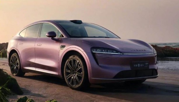 Foto - Chery ve Huawei'in elektrikli otomobili satışa çıkıyor! Fiyatı açıklandı