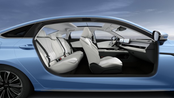 Chery yakıt derdini unutturuyor! Yenilikçi hibrit teknolojisiyle tam 1400 KM’den fazla menzil sunuyor! Ortalama tüketimi sadece 4.2 litre! 