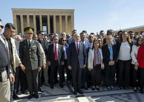 Foto - CHP 100. yılında paramparça! Sonu gelmeyen krizler: Küfürleşme, tehdit, kavga...
