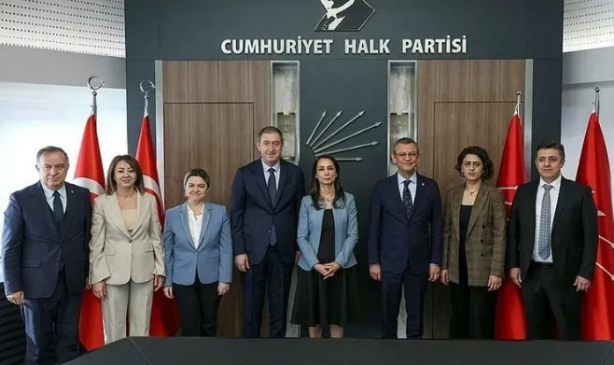 Foto - CHP-DEM ittifakına tepki çığ gibi! "İhanet edenlerle bir aradalar"