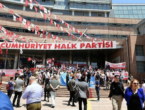 Foto - CHP içerisinde patlak veren taciz skandalında şoke eden detaylar. CHP’den hala ses yok