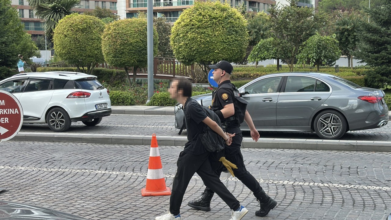 Foto - CHP İstanbul İl Başkanlığı'nda sıcak saatler! Polis müdahale etti, çok sayıda gözaltı var