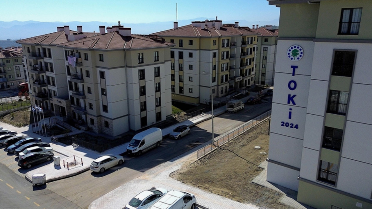 CHP kafası bu işe de karşı! Bakın bakın konut rantına bakın (!)