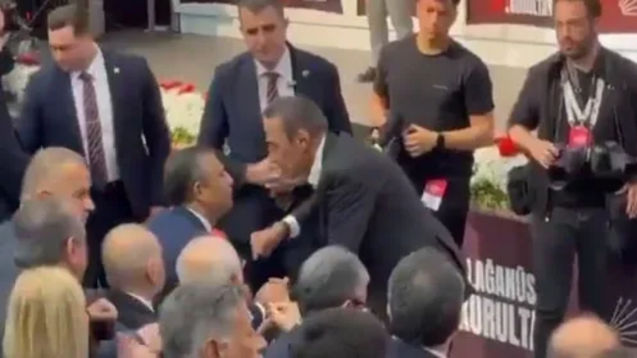 CHP kurultayında Özgür Özel ile tartışan Berhan Şimşek’ten şok açıklamalar! Meğer neler dönmüş neler