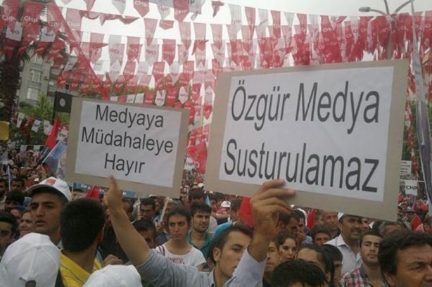 Foto - CHP, MHP, HDP ve Saadet'ten ortak 'paralel' pankart