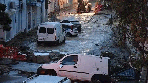 Foto - CHP Muğla’da bir enkaz bıraktı! 25 yılda alt yapı, su sorununu çözemedi