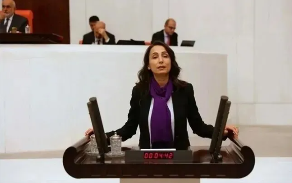 Foto - CHP terör seviciliğinde boyut atladı: Mustafa Adıgüzel'den "sayın Öcalan" skandalı